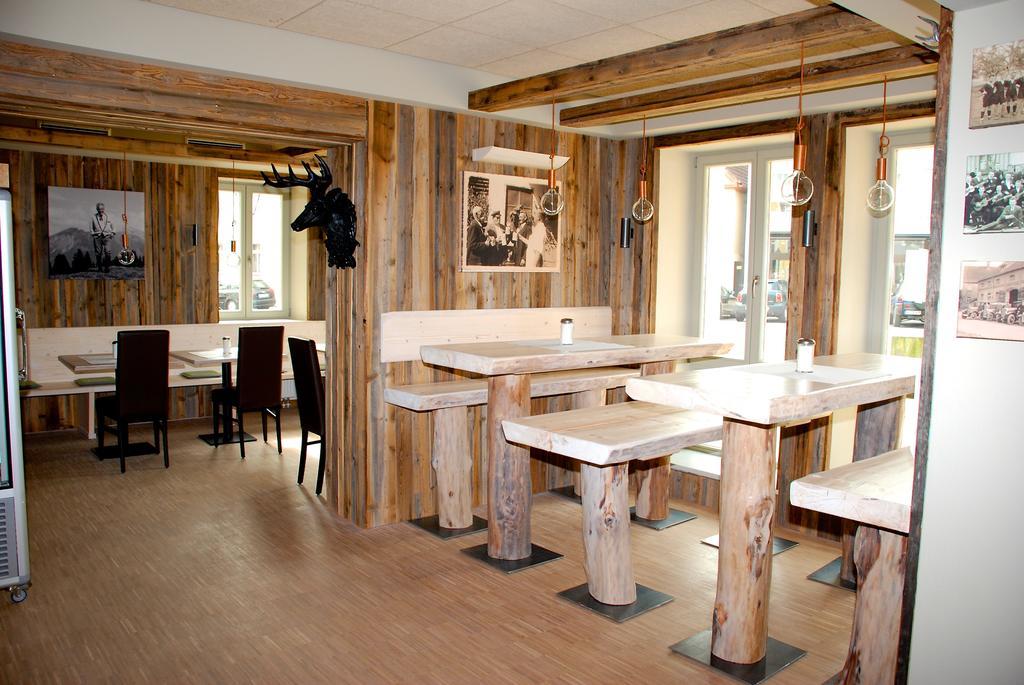 Hezelhof'S Radl-Hotel Wassertrüdingen Extérieur photo