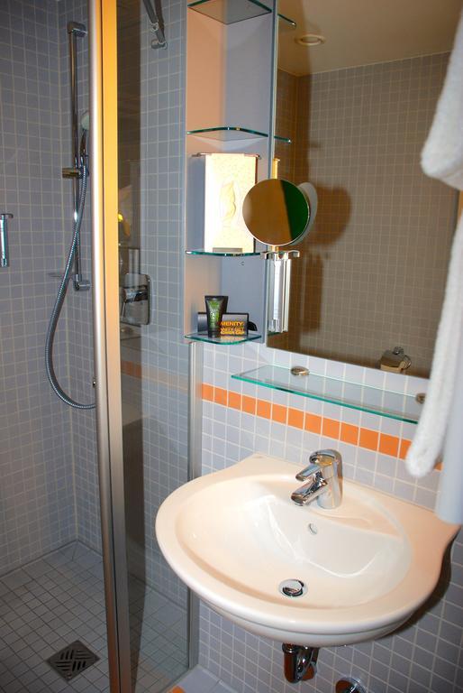 Hezelhof'S Radl-Hotel Wassertrüdingen Chambre photo