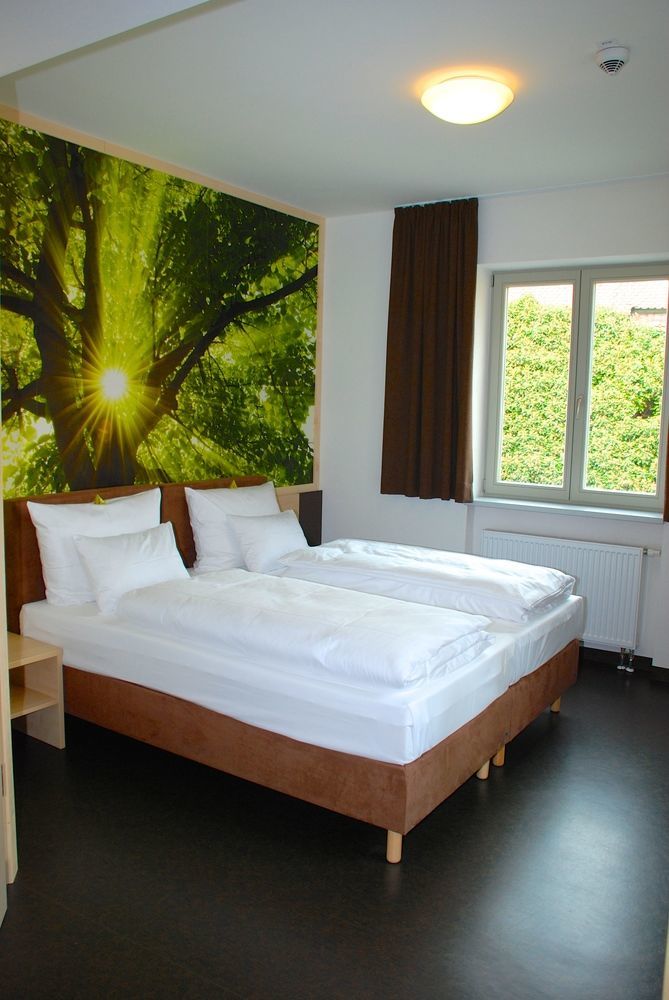 Hezelhof'S Radl-Hotel Wassertrüdingen Extérieur photo